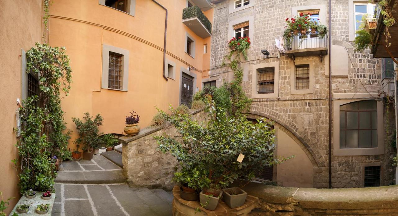 La Rosa Scarlatta Viterbo Exterior foto