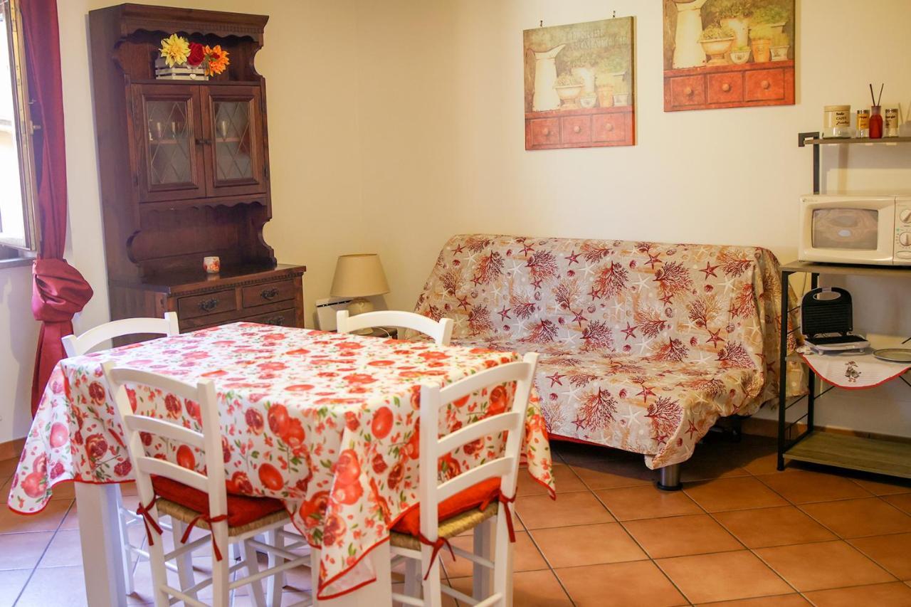 La Rosa Scarlatta Viterbo Exterior foto